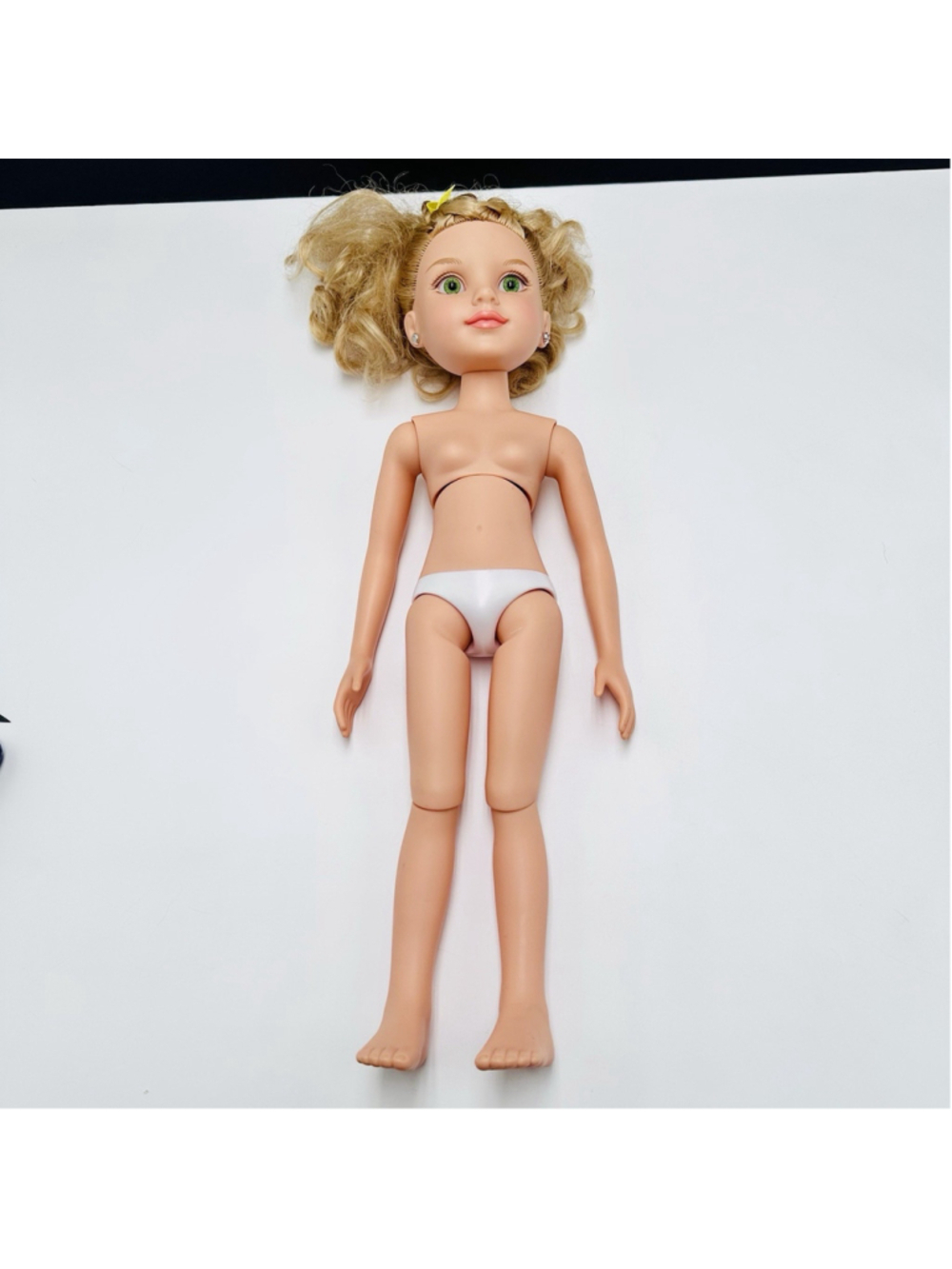 Kaitlin Best Friends Club 18" Jointed Doll MGA 2009 Blonde Green Eyes BFC